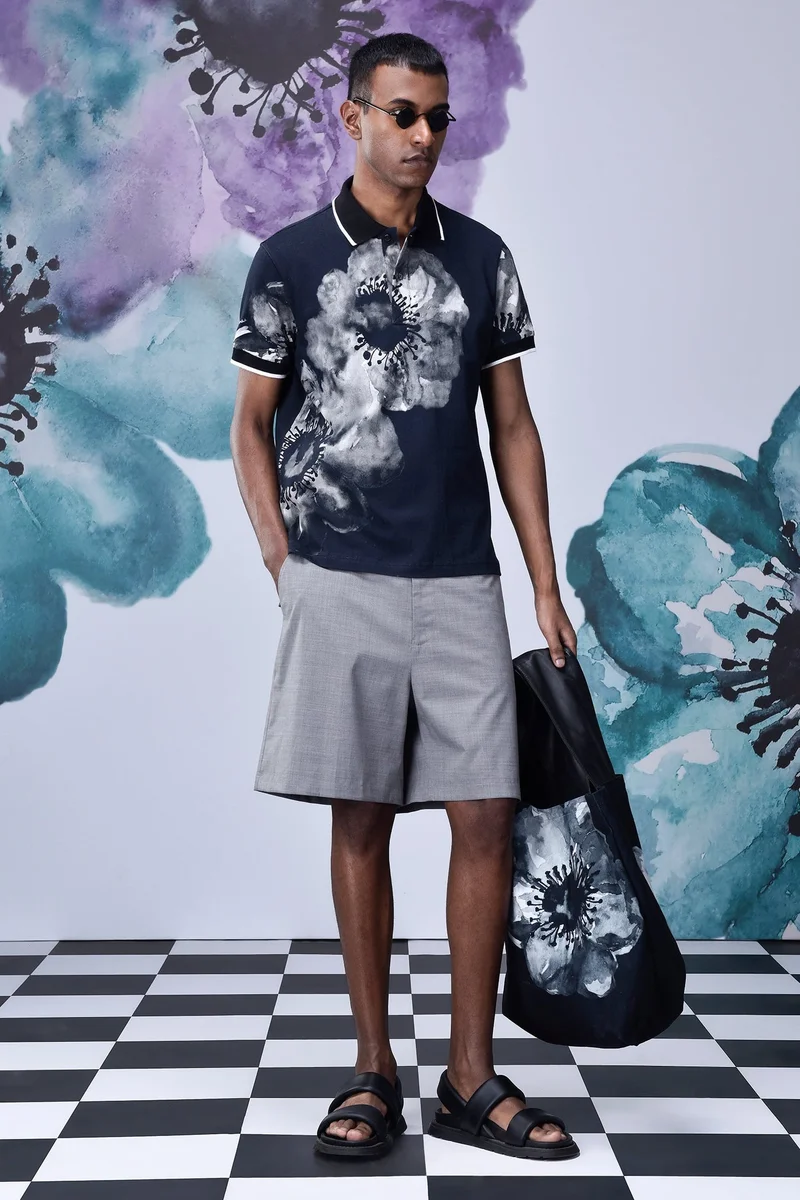 جينات ليكوانت هيمانت بولو قطن بيكيه أسود رمادي بطبعة أزهار تجريدية